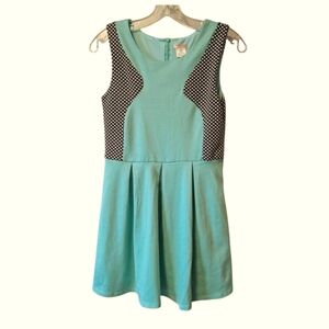 Sally Miller Girls Casual Dress - Aqua and Black Sz. 14/16 Girls